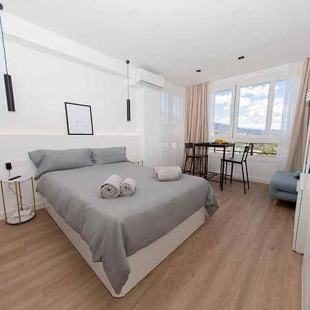 Modern Apartment With Stunning Views ماربيا المظهر الخارجي الصورة