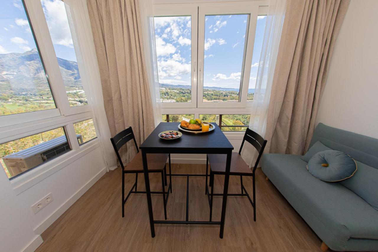 Modern Apartment With Stunning Views ماربيا المظهر الخارجي الصورة