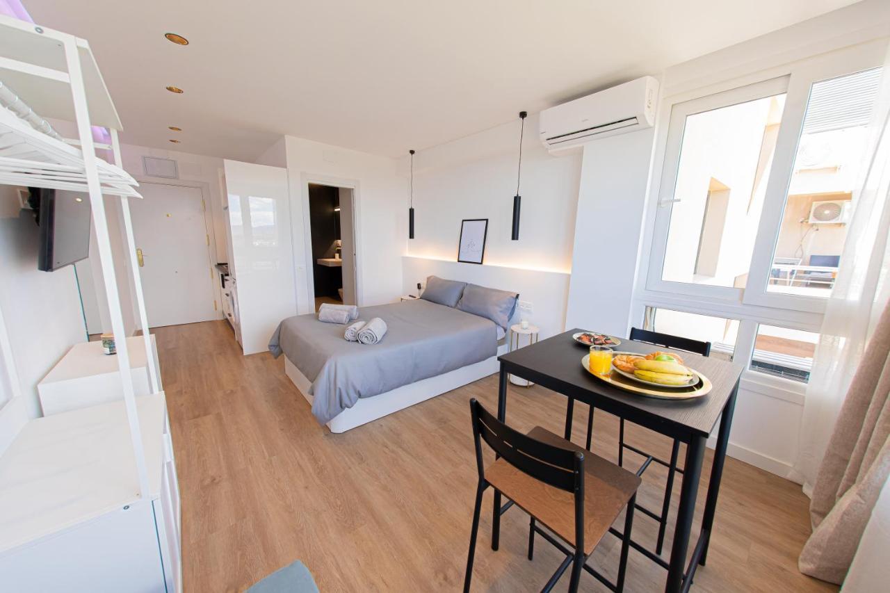 Modern Apartment With Stunning Views ماربيا المظهر الخارجي الصورة