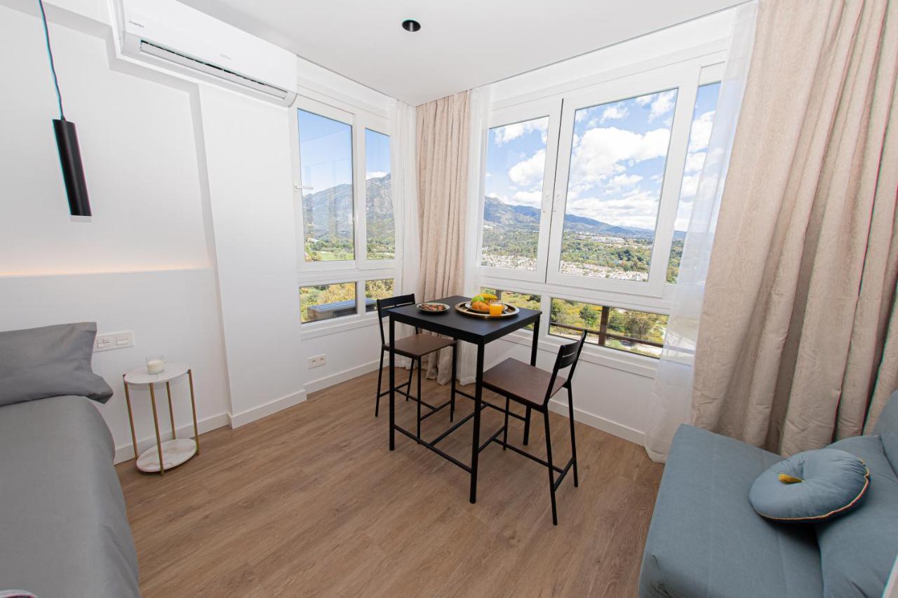 Modern Apartment With Stunning Views ماربيا المظهر الخارجي الصورة